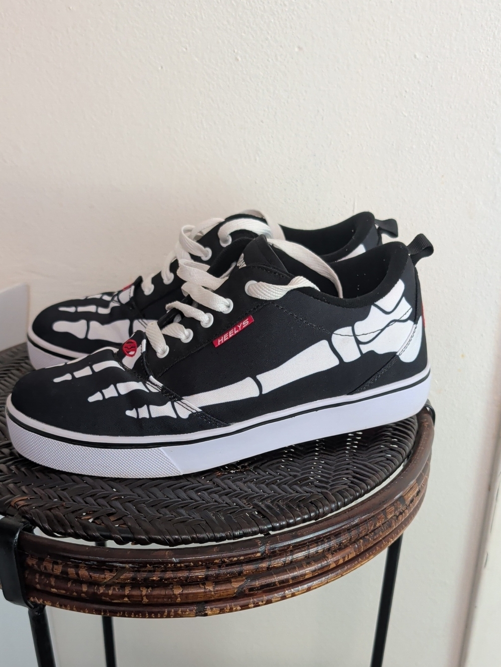 Heelys Skeleton X-ray Style Inline Skate Shoes Black White Mens Size 9